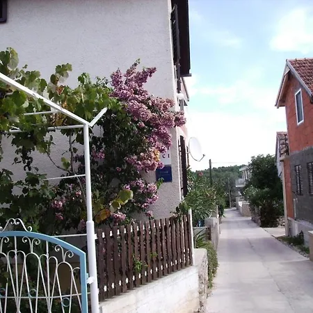 Apartman In With Balcony, Air Conditioning, Wifi, Dishwasher 4834-3