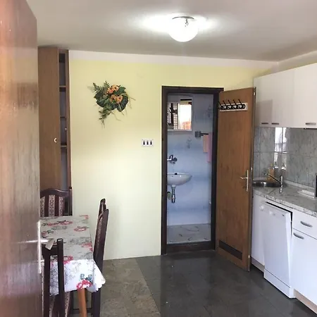 In With Balcony, Air Conditioning, Wifi, Dishwasher 4834-3