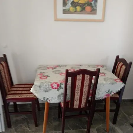 In With Balcony, Air Conditioning, Wifi, Dishwasher 4834-3 Lejlighed