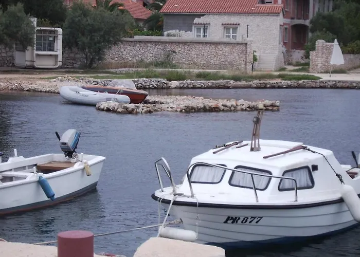 In With Balcony, Air Conditioning, Wifi, Dishwasher 4834-3