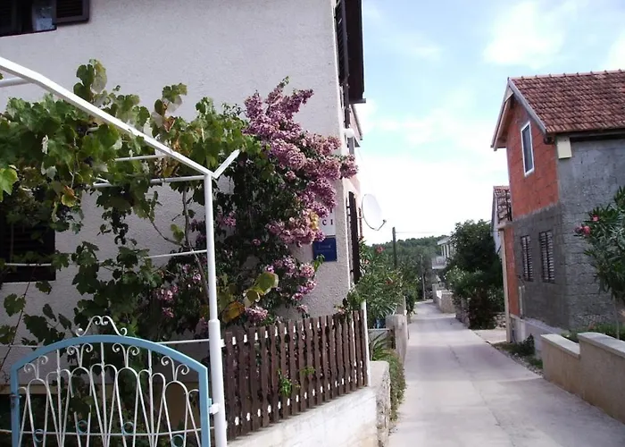 Apartman In With Balcony, Air Conditioning, Wifi, Dishwasher 4834-3