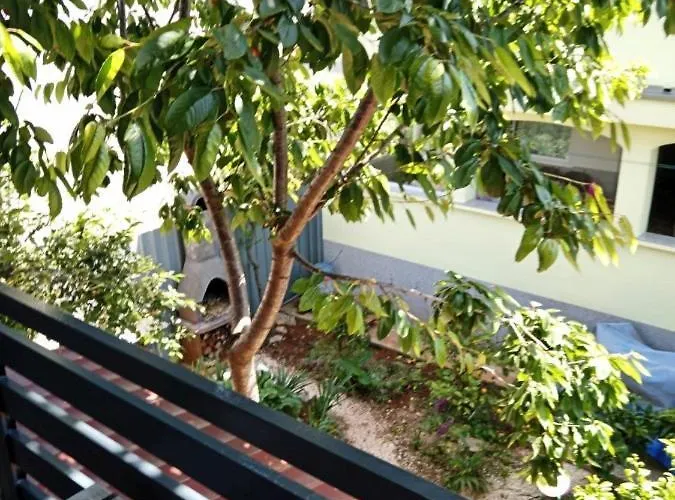 In With Balcony, Air Conditioning, Wifi, Dishwasher 4834-3 *