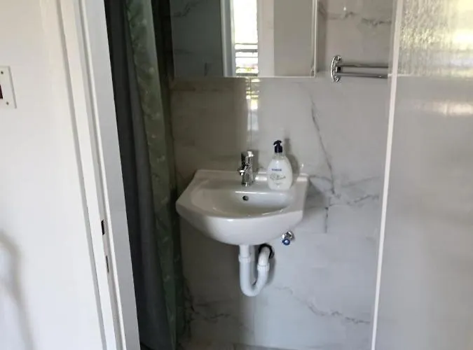 Apartman In With Balcony, Air Conditioning, Wifi, Dishwasher 4834-3 *