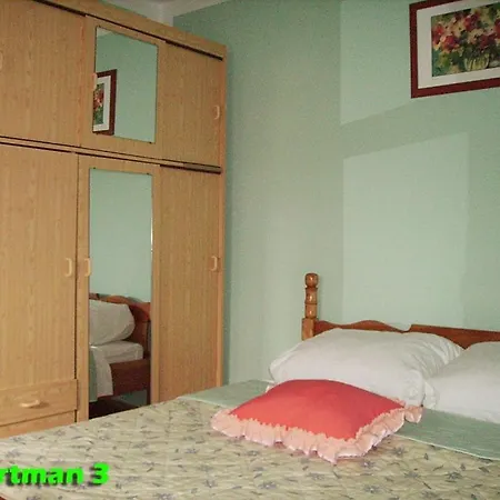 In With Balcony, Air Conditioning, Wifi, Dishwasher 4834-3 * Ждрелац