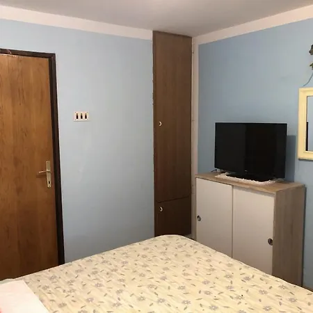 In With Balcony, Air Conditioning, Wifi, Dishwasher 4834-3 Ždrelac