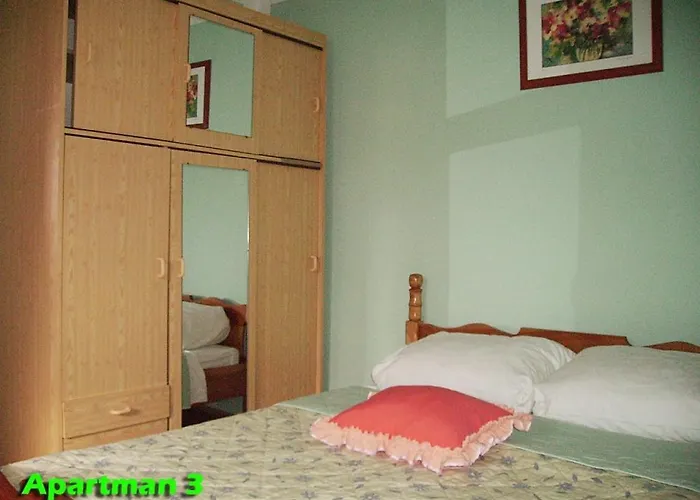 In With Balcony, Air Conditioning, Wifi, Dishwasher 4834-3 * Ждрелац