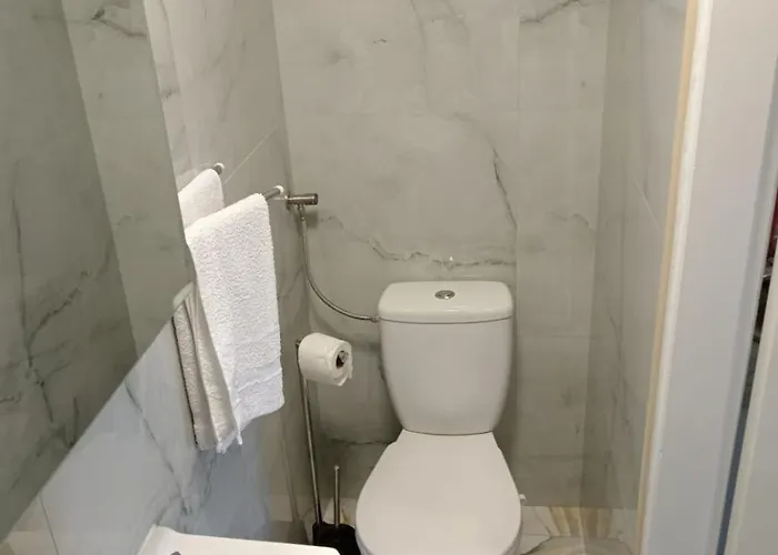 In With Balcony, Air Conditioning, Wifi, Dishwasher 4834-3